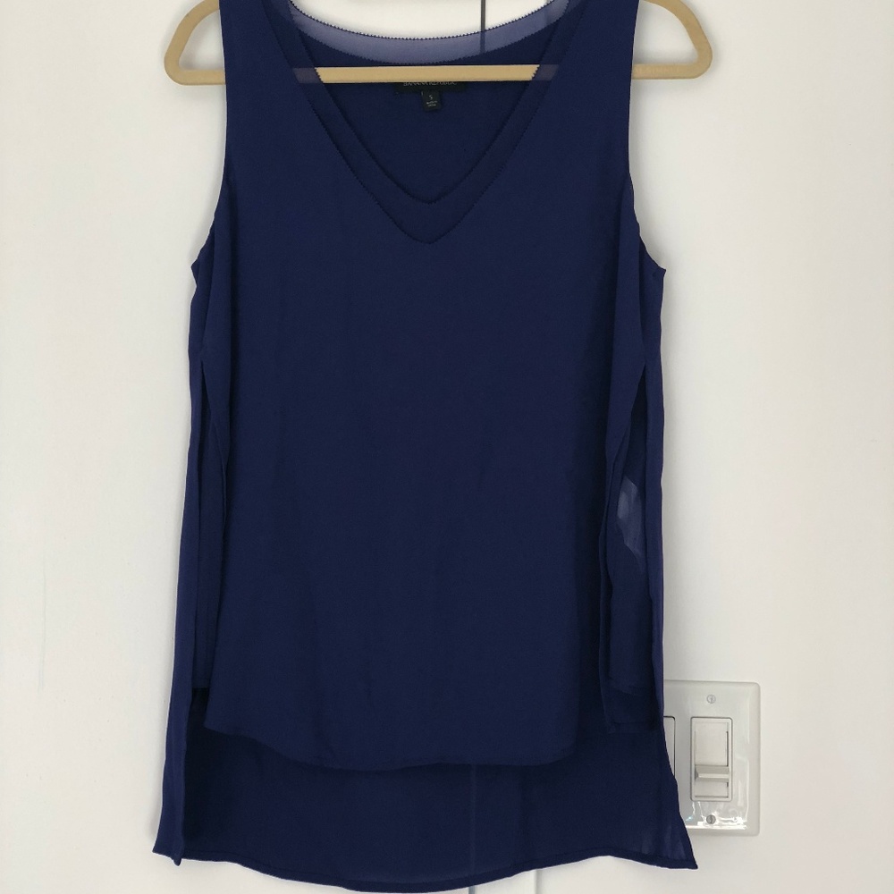 Gorgeous Banana RepublicDeep Purple Blue Flowy Top